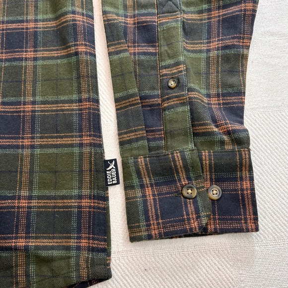 Eddie Bauer Mens Green Plaid Flannel Button Down Shirt S NWT $80 Rugged Outdoor - Picture 3 of 7